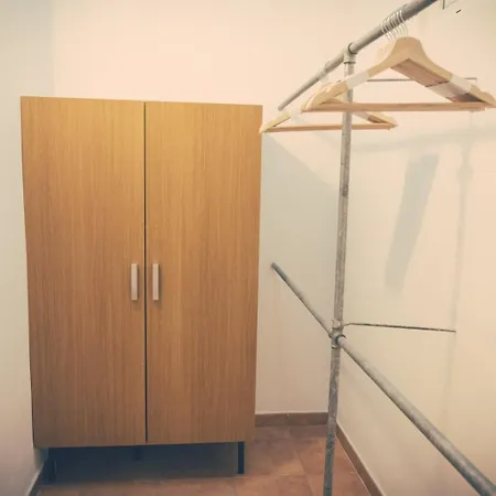 Casa Del Barrio بيت للعطل *
